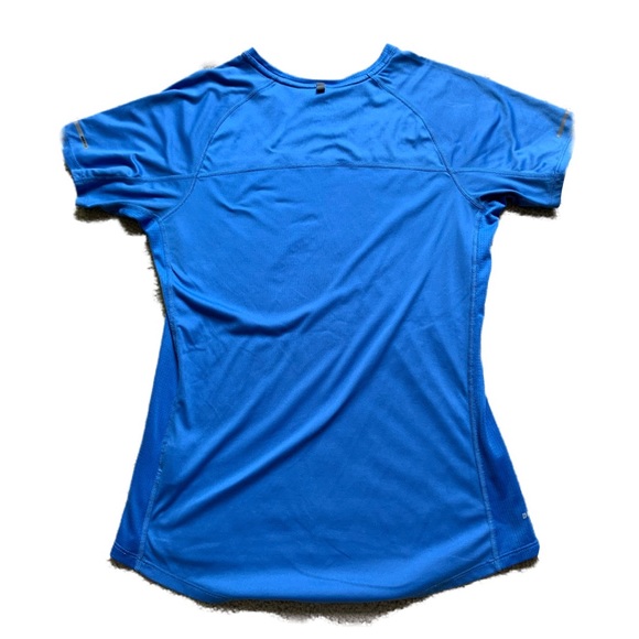 Nike running t-shirt medium, periwinkle scoop neck - Picture 4 of 4